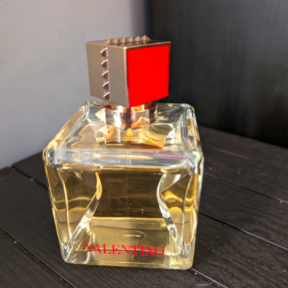 Valentino perfume